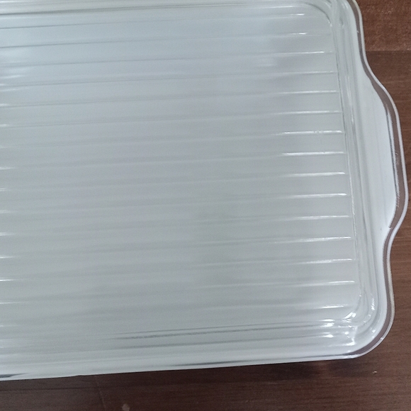 Pyrex Amish Butterprint White and Aqua Blue Vintage Glass Containers - Picture 6 of 7